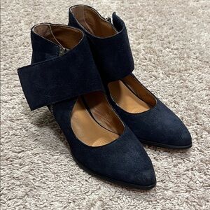 Corso Como black blue heel shoes